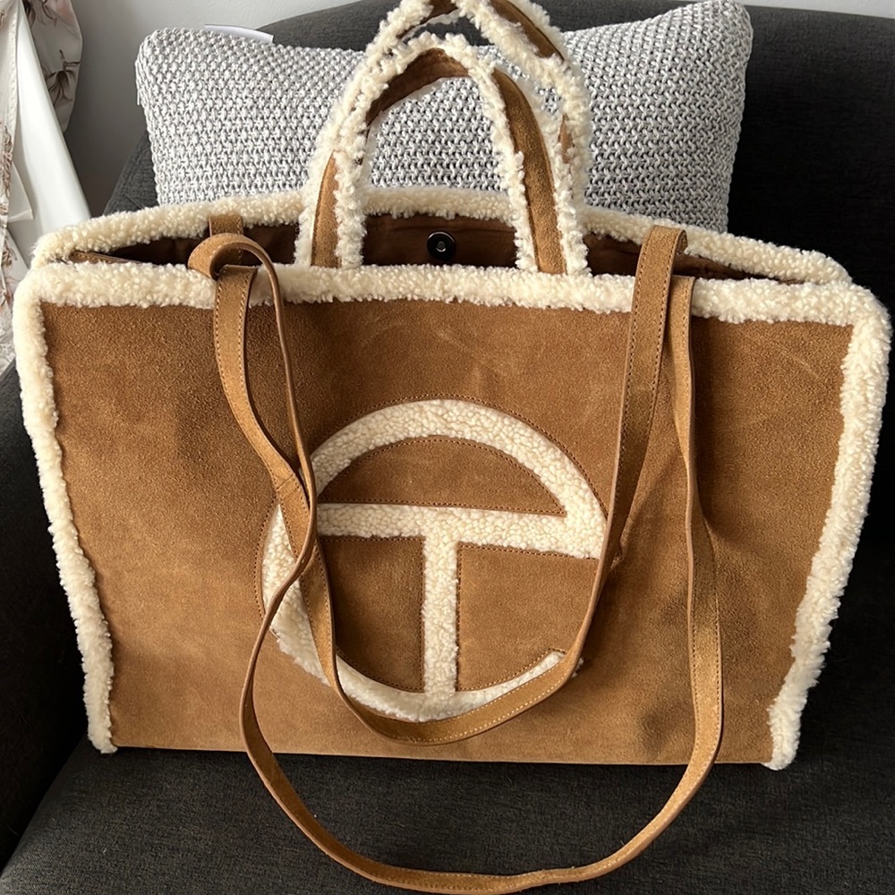 COPY - UGG x Telfar large tote bag